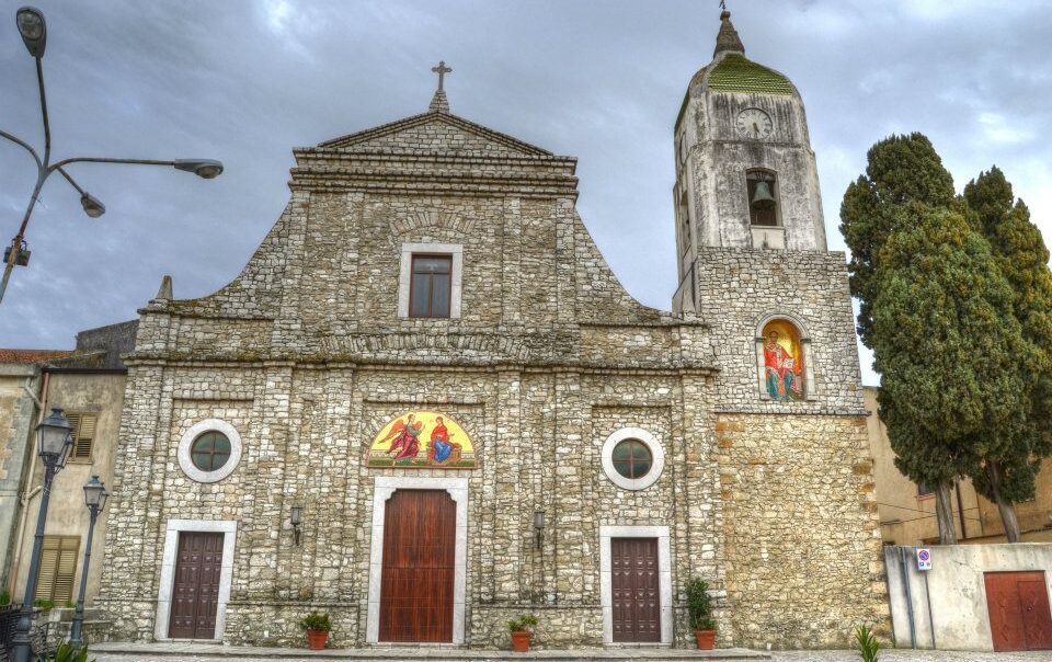 Chiesa SS Annunziata - Dintorni Abbazia Santa Maria del Bosco