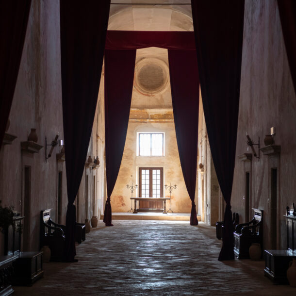 Corridoio interno Abbazia Santa Maria del Bosco